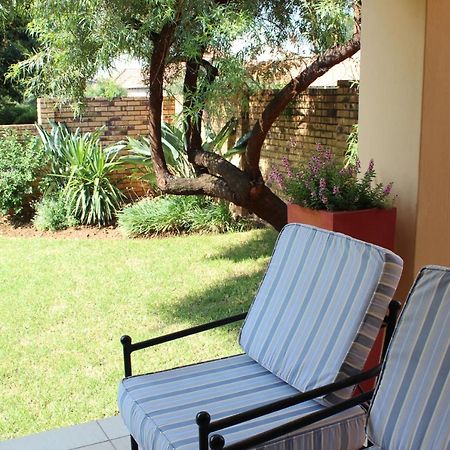 Topaz Cove Luxury Villas Edenvale Bagian luar foto