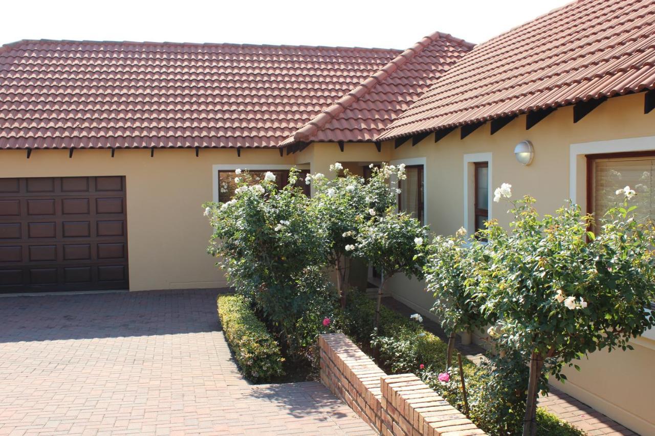 Topaz Cove Luxury Villas Edenvale Bagian luar foto